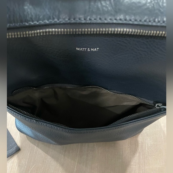 Matt and Nat Vegan Leather Backpack - Picture 4 of 4